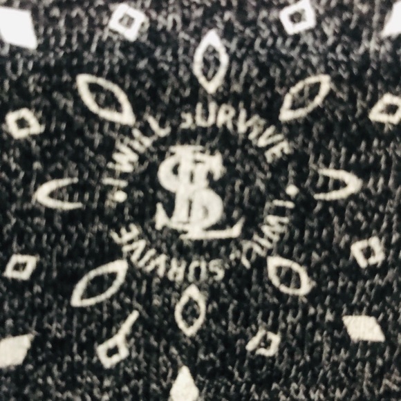 Grey pull over hoody Size Medium - Picture 4 of 10